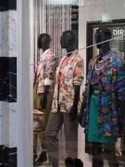 九游体育广州正佳品牌体验店实景