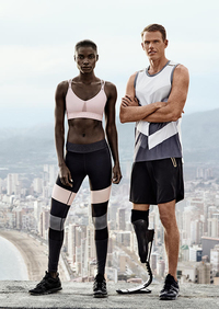 唐嫣真敢穿一身连体运动装走机场全身上下仅靠一个拉链！